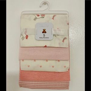 Sold*** Baby blanket 5 set